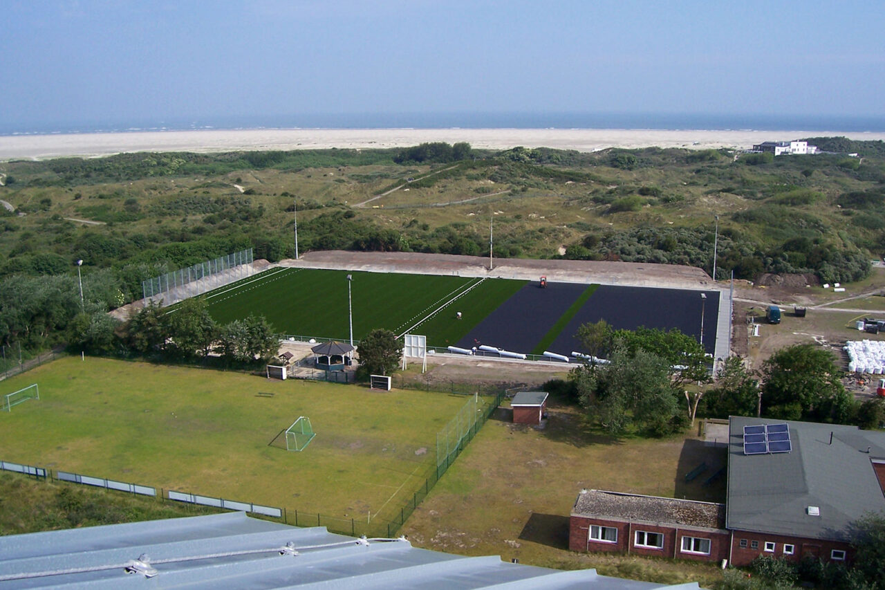 Kunstrasenplatz Borkum