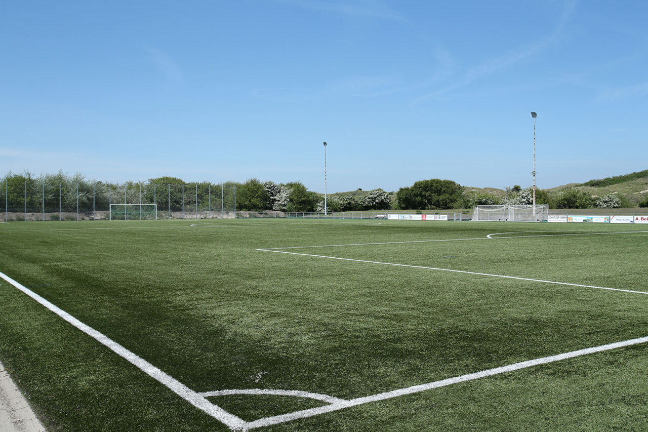 Kunstrasenplatz Borkum